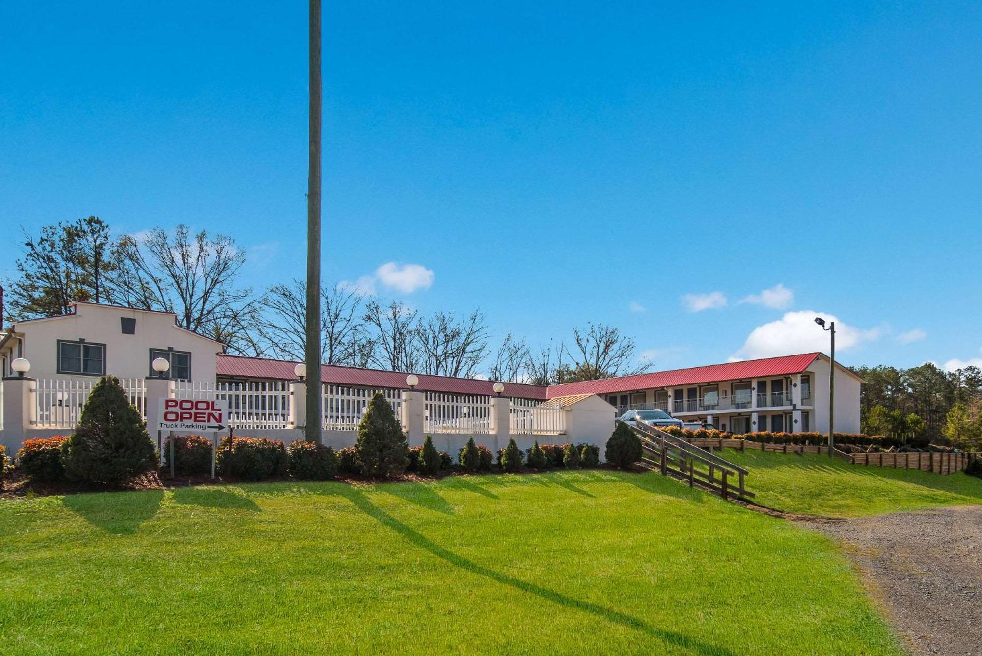 Econo Lodge Calhoun North Damascus Exterior photo